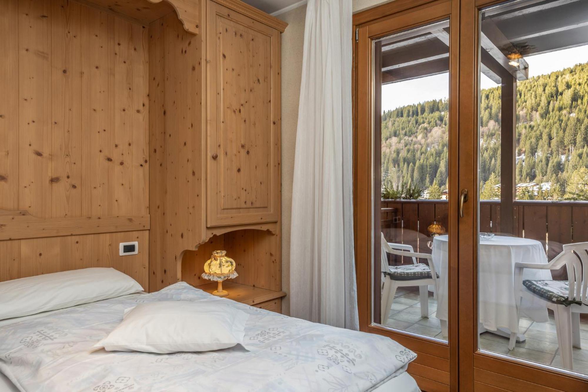 Hotel Garni Norma Madonna Eksteriør bilde